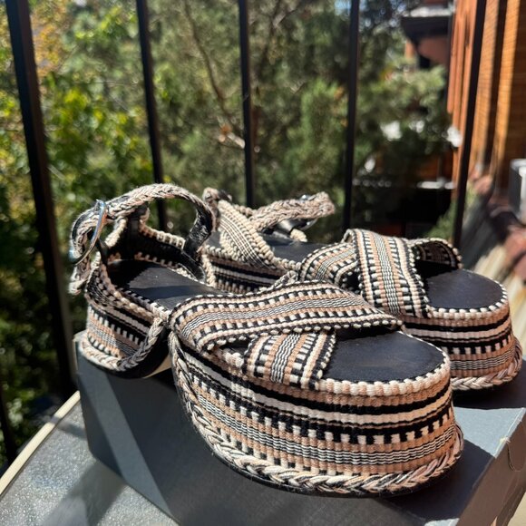 New Amambaih Beatriz Wrap Platform Sandals Black Tan Cream Free People 9/39 - Picture 10 of 12